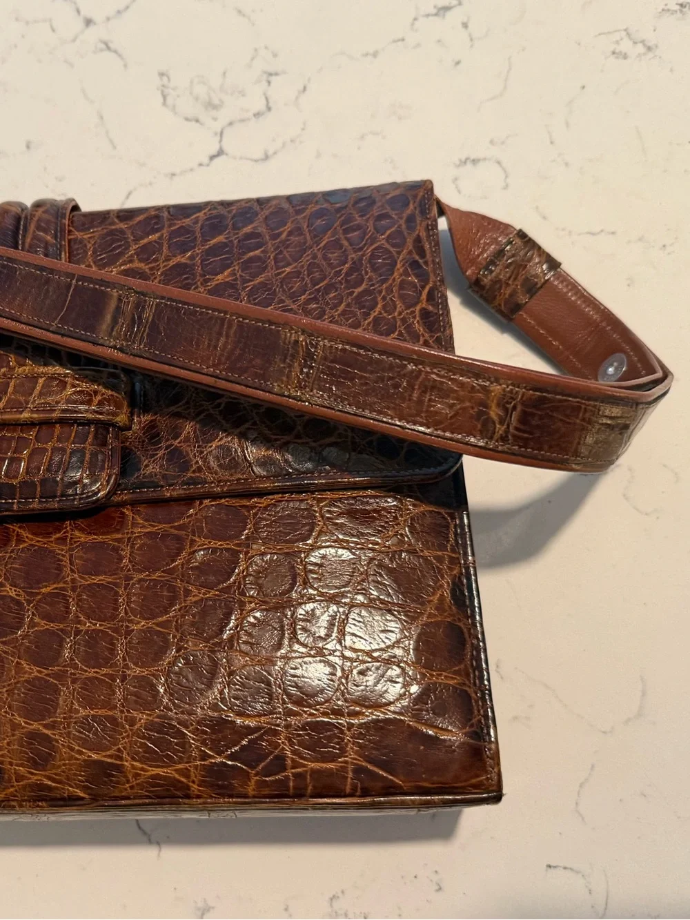 Vintage Croc-Embossed Brown Shoulder Bag